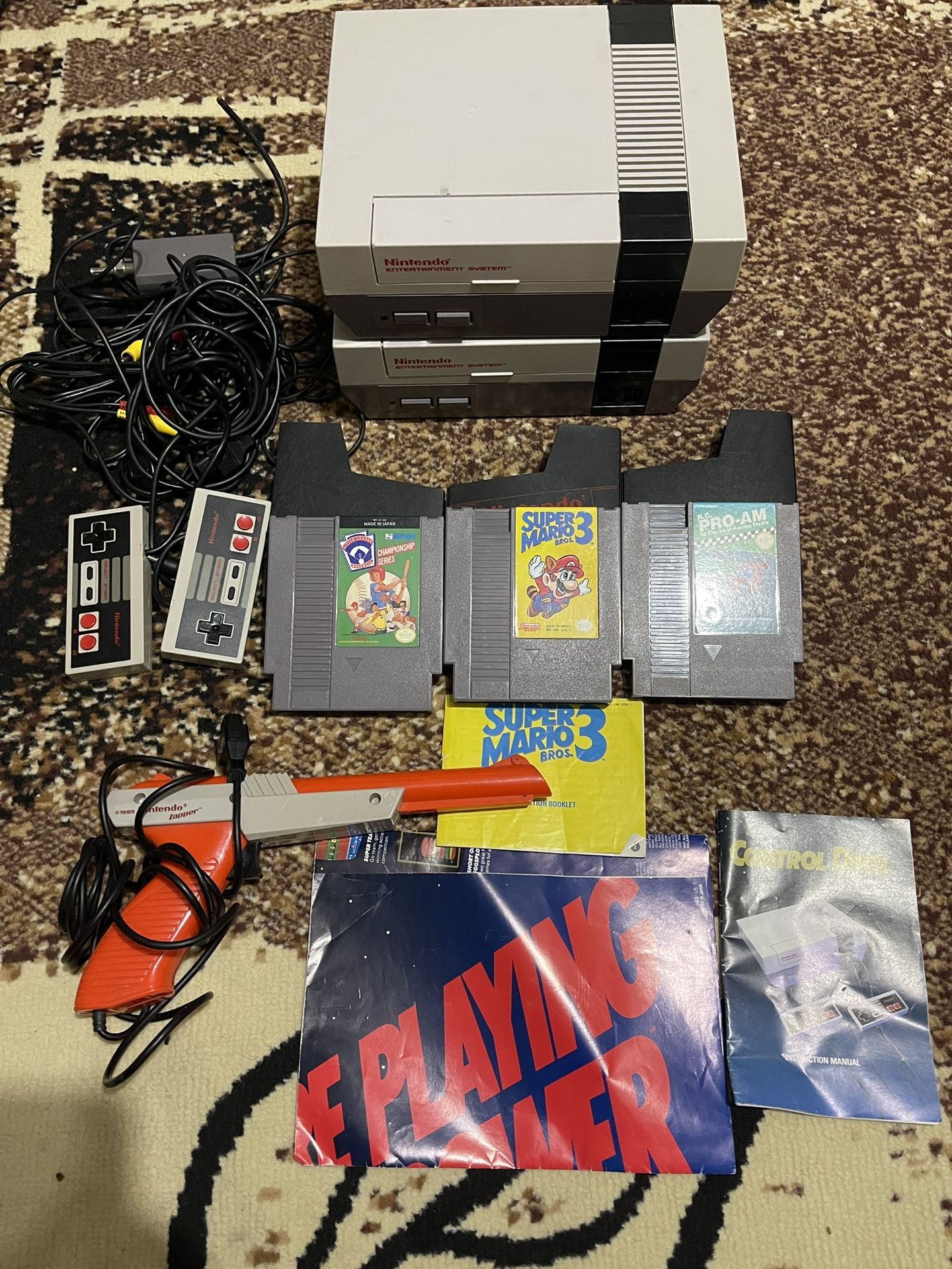 Nintendo Entertainment System NES - CONSOLES and games  - PARTS/REPAIR LOT of 2