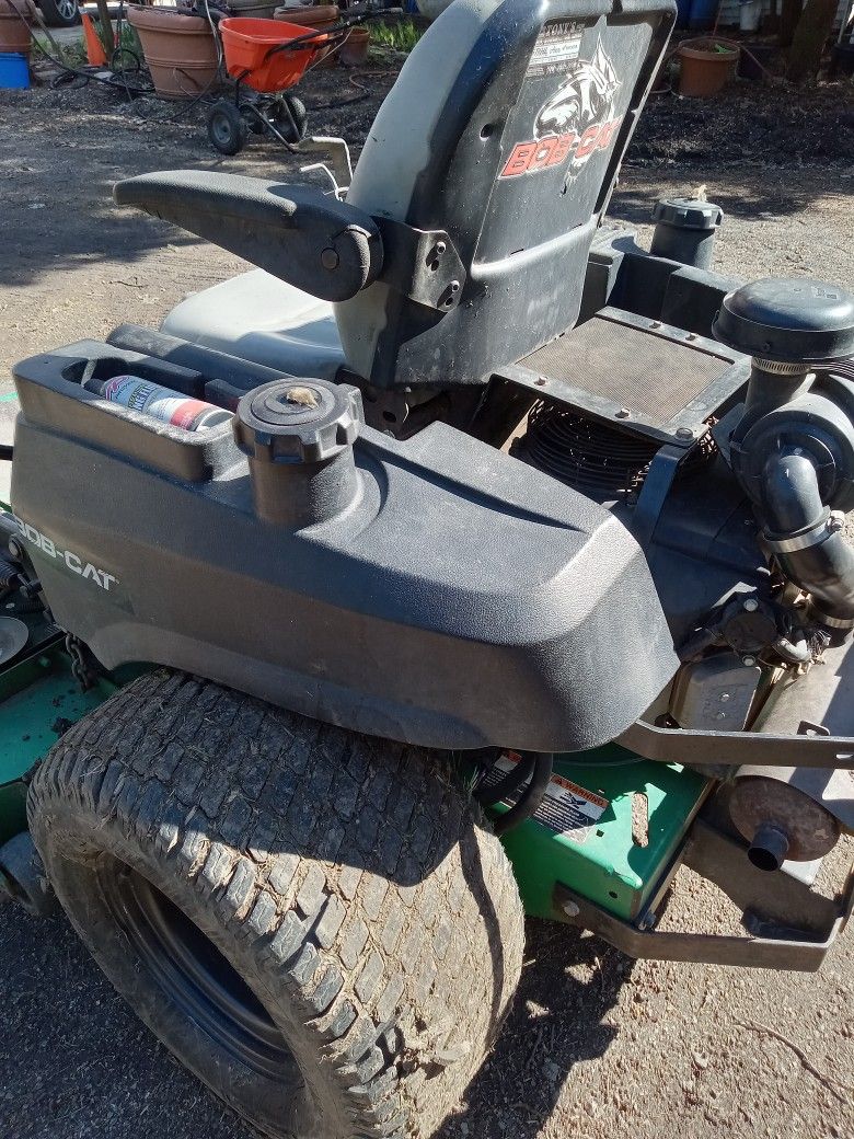 Bobcat Riding Machine 61 Inch