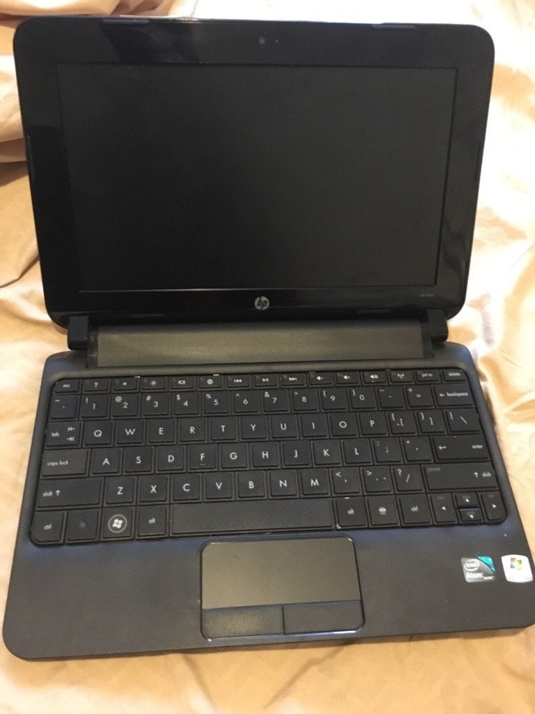 Black HP mini laptop