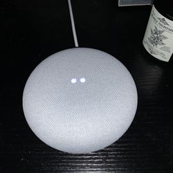 3 Google Nest Mini Speakers 