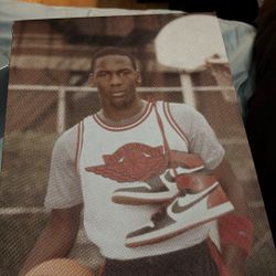 AIR JORDAN 1 RETRO HIGH OG "BLACK TOE REIMAGINED