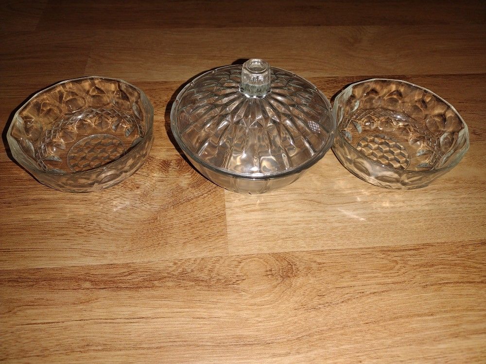 3 small bowls