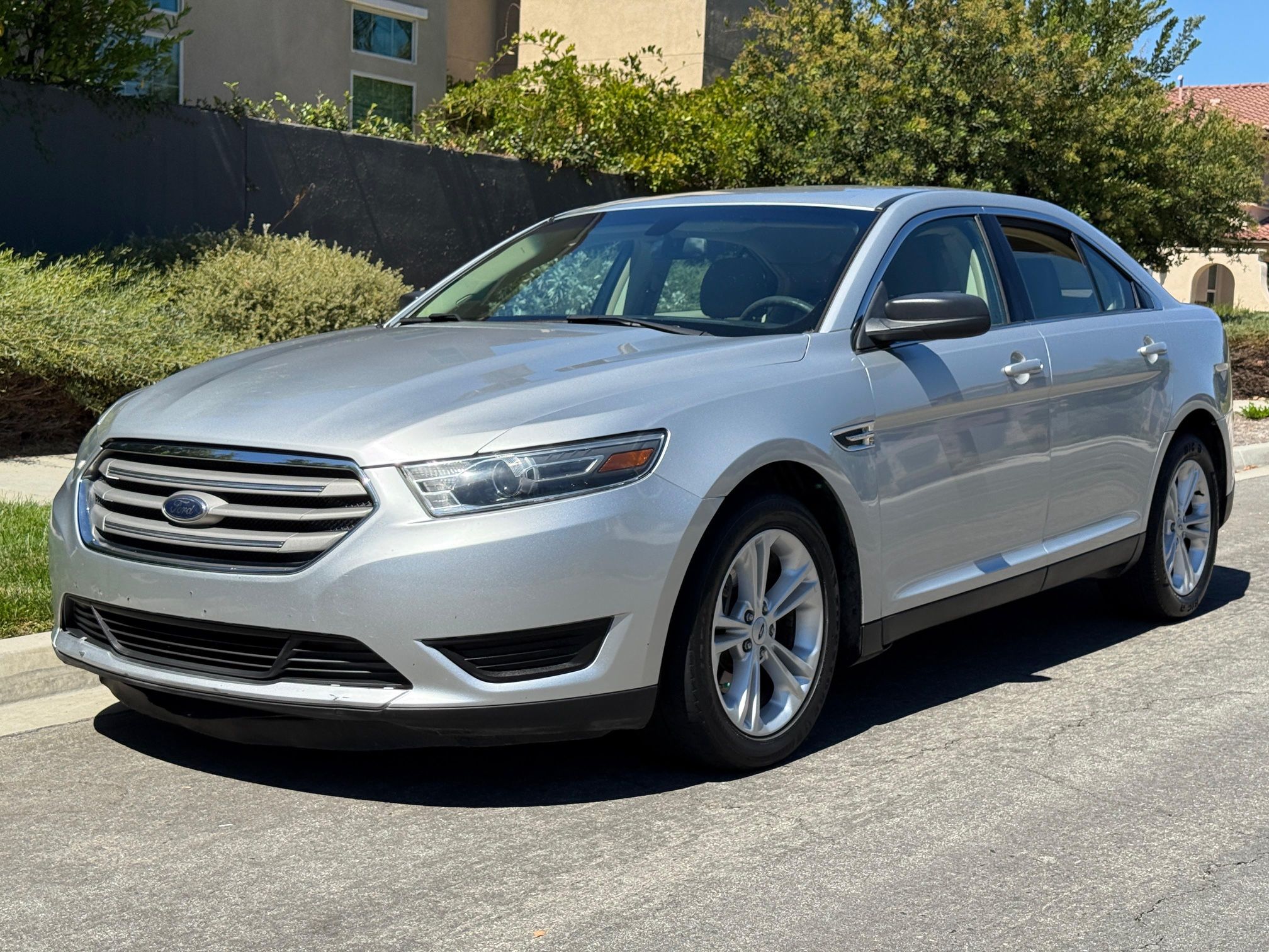 2016 Ford Taurus