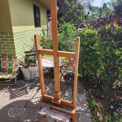 Adjustable wooden easel