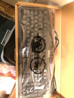 COLLECTION OF NEW & USED KEYBOARDS