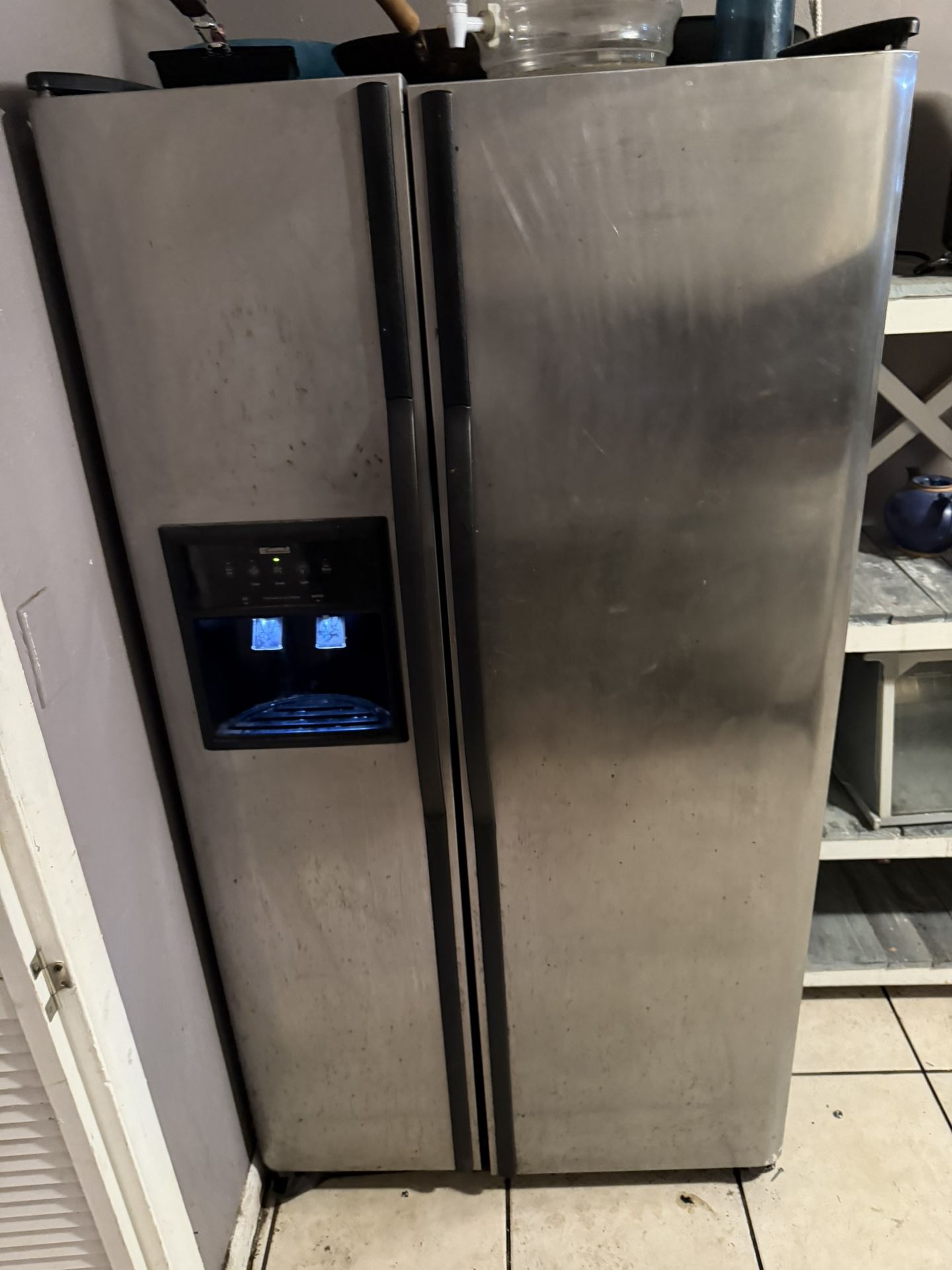 Fridge (side By Side)