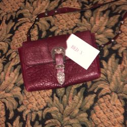Valentino Red .Leather https://offerup.com/redirect/?o=QmFnLk5ldw==