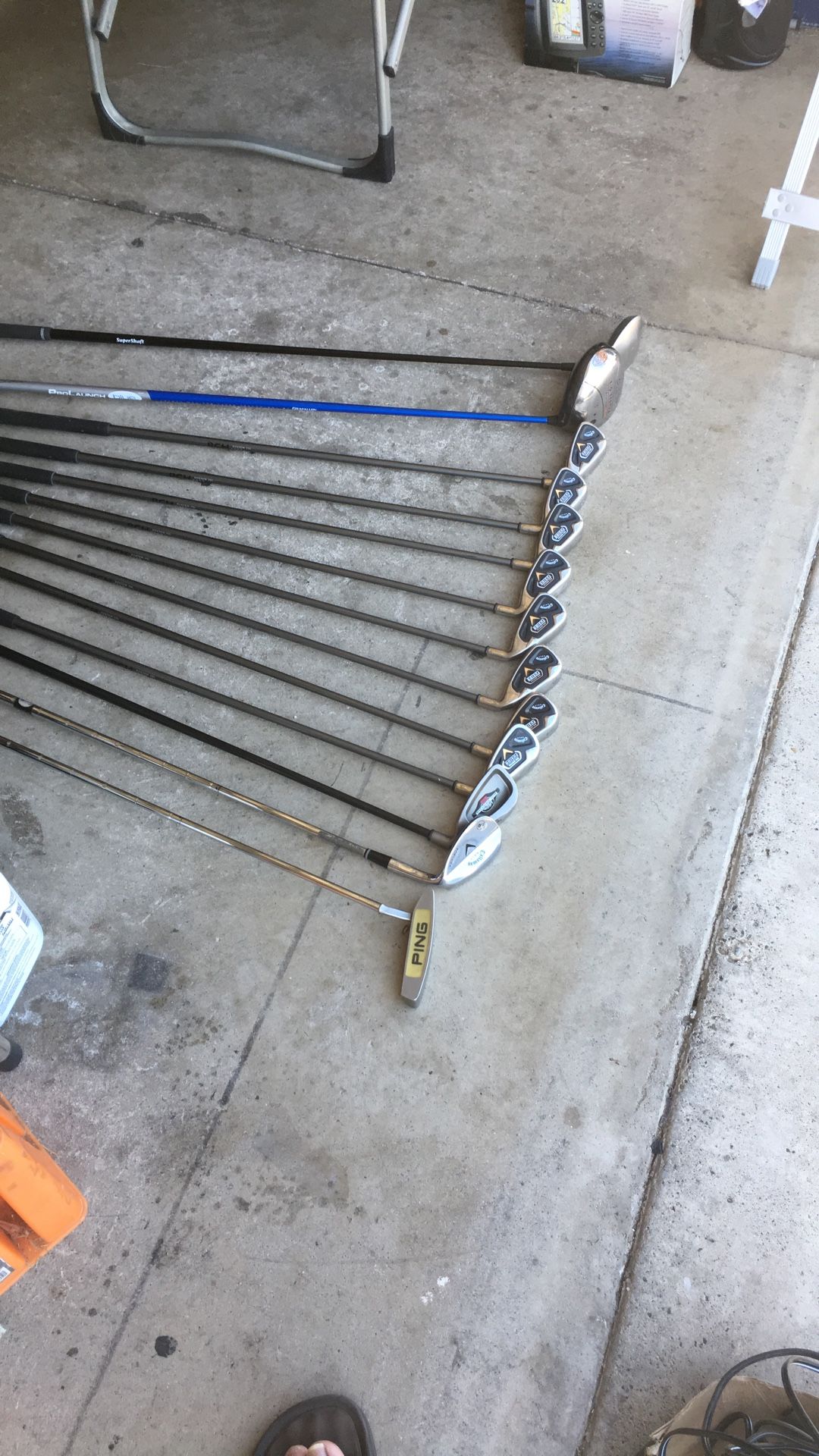 13 Golf Clubs And Bag