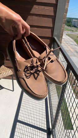 Old navy men’s shoes