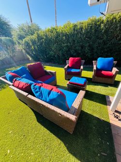 Outdoor patio furniture