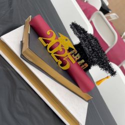 Graduation decor