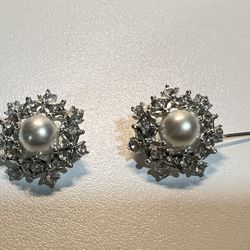 Vintage Sarah Coventry "Dazzling Aurora" Red Rhinestones Brooch  & earrings