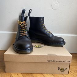DOC MARTENS 1460 - size 12