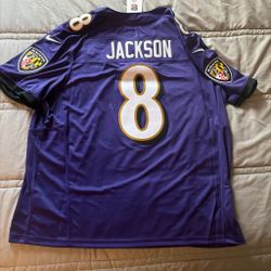 Lamar Jackson on field Nike jersey