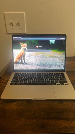 MacBook Air 13 inch 2025