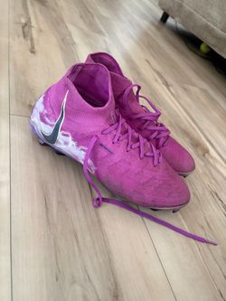 Nike Thunder pack cleats