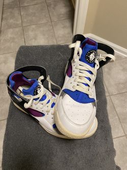 Nike Rare Air Huarache Size 9.5
