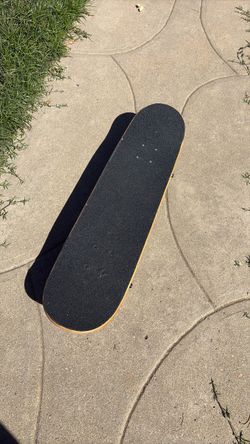Complete Skateboard with Black Grip Tape