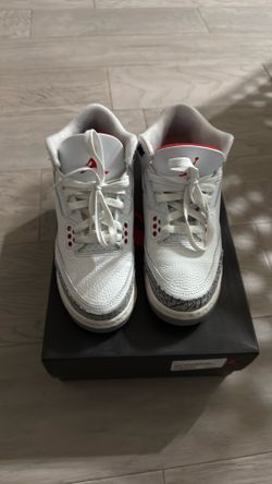 Jordan 3 “Reimagined” size 4.5Y