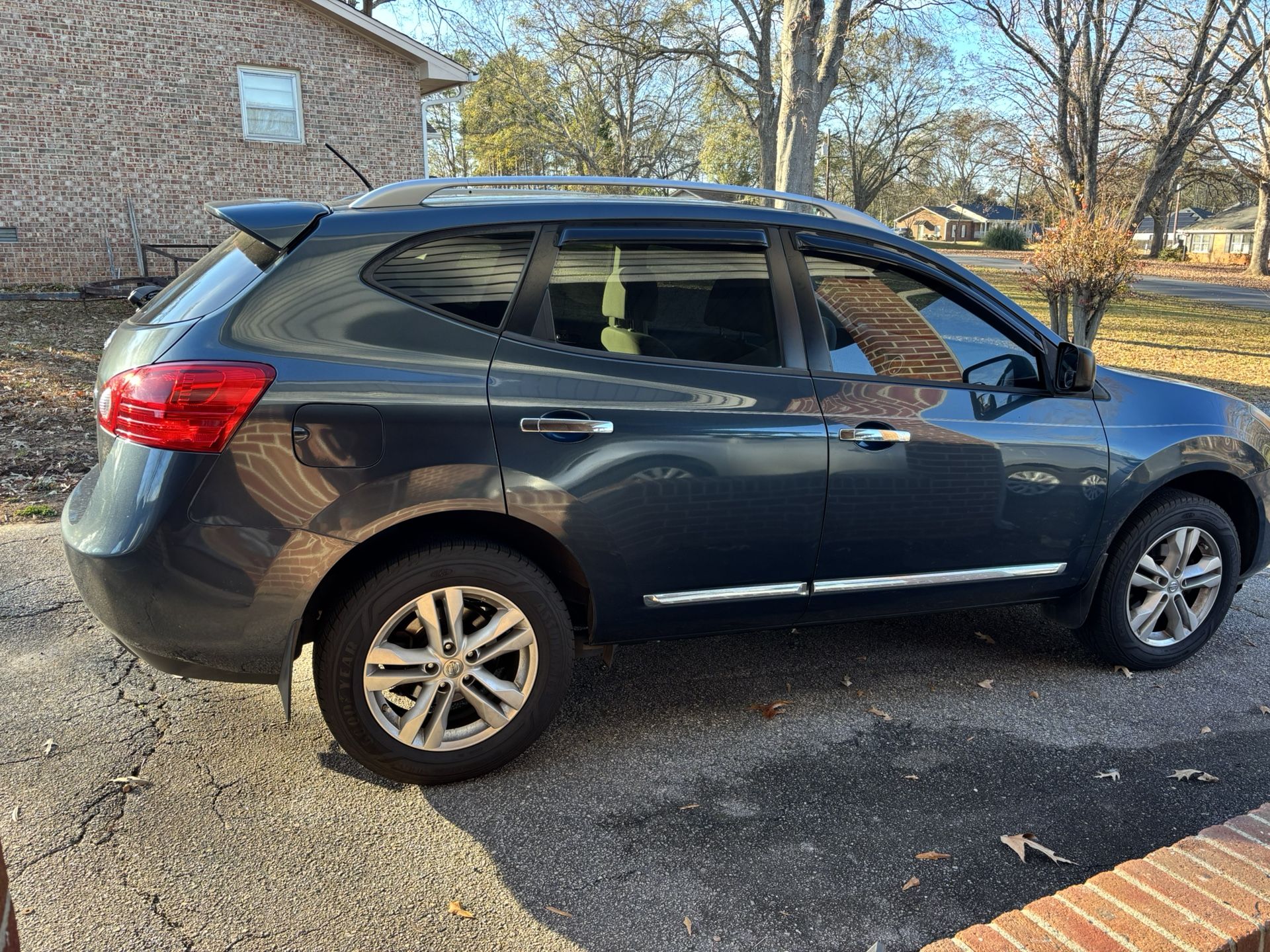 2015 Nissan Rogue Select