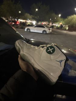 Jordan 11 Legend Blue (2014)
