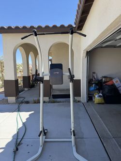 Pull up dip bar