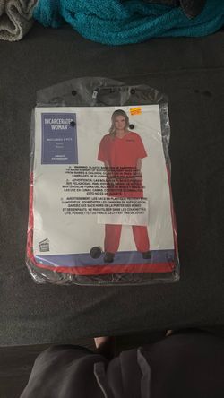 Prisoner costume