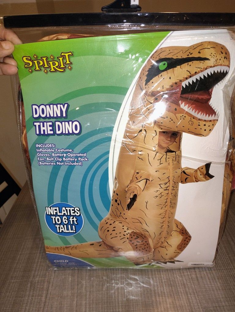 Costume