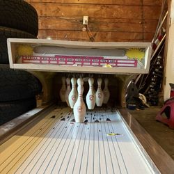 Arcade Bowling Machine 