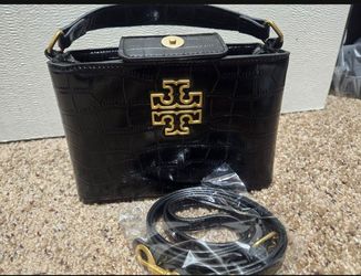 Small crossbody bag