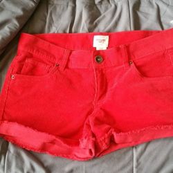 Red Shorts New /Shores Rojos Nuevos