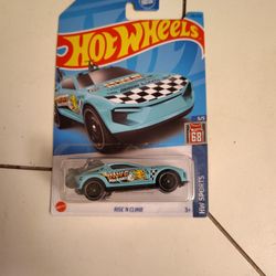 Hot wheels Treasure Hunt 