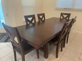 Extendable Dark Brown Wood Dining Table Set – 6 Chairs – Excellent Condition