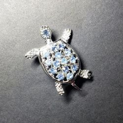 Vintage Silver Turtle Brooch Pin with beautiful Aquamarine Stones. Absolutely gorgeous!