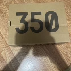 Yeezy Boost 350 V2 'Zebra' 2022/2023 ( NEGOTIABLE) 