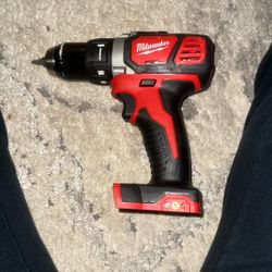 Milwaukee Hammer Drill m18 