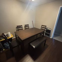 Dining Table 