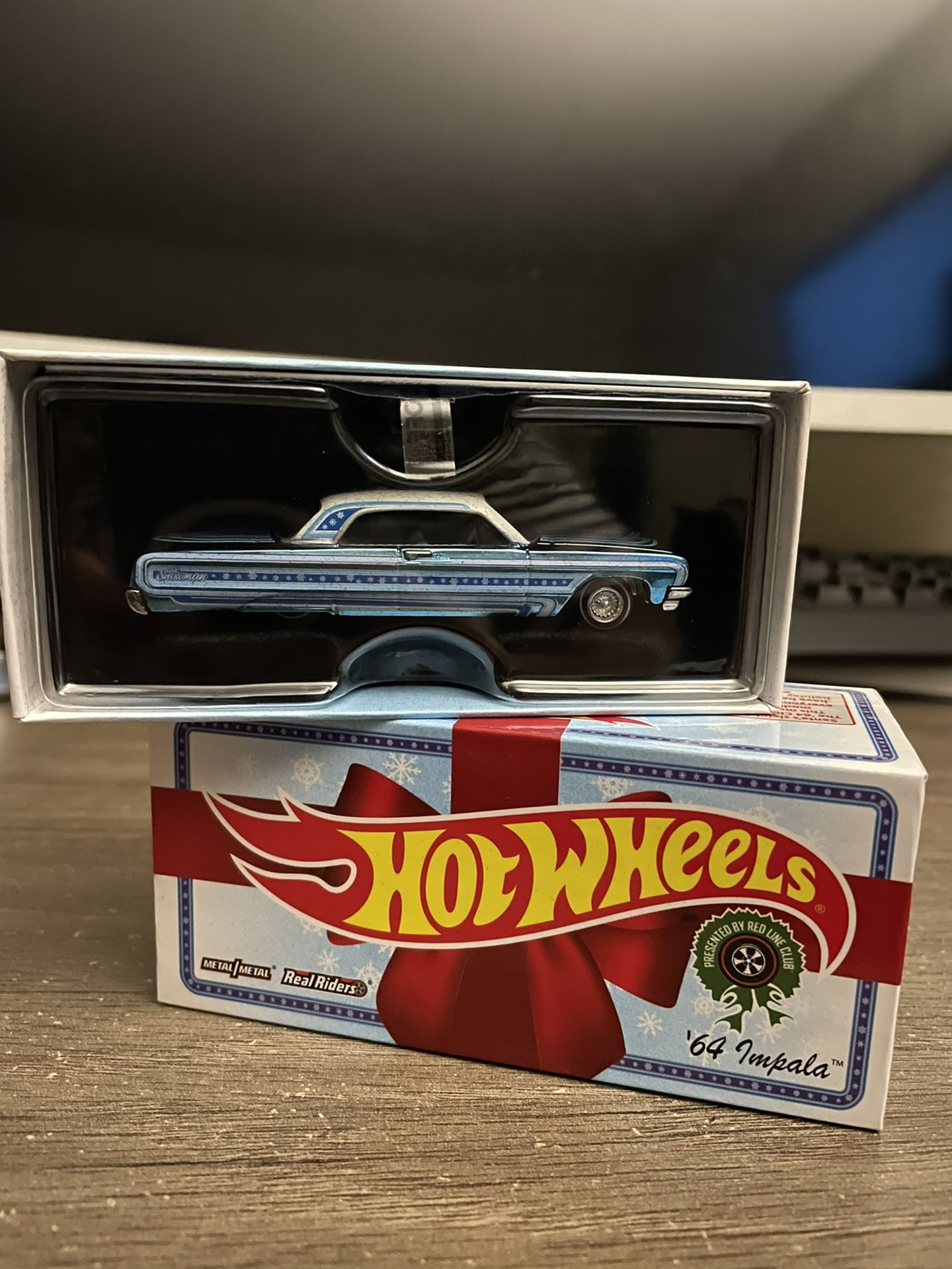 Hot Wheels Holiday 64 Impala Redline Club