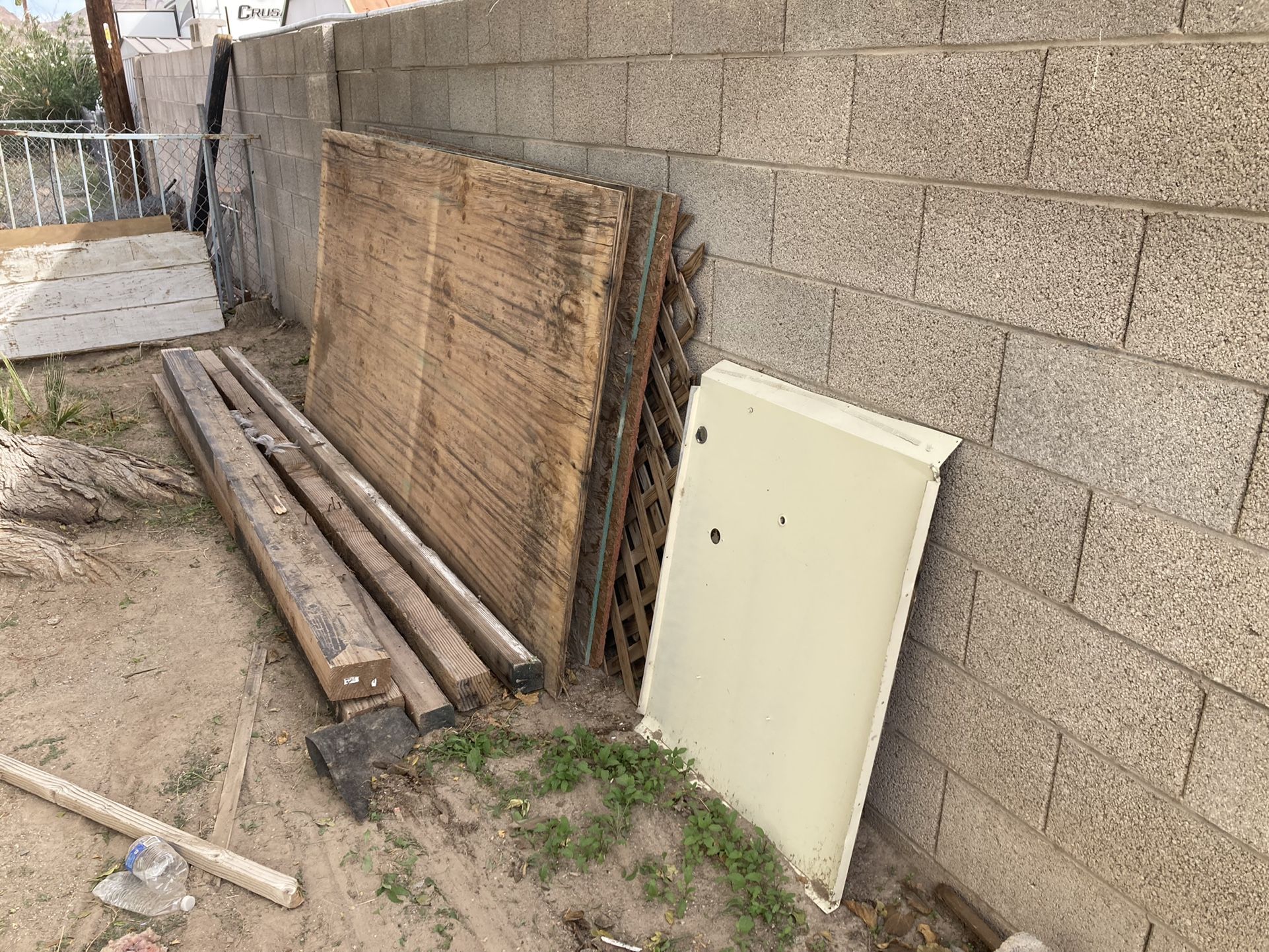 Wood 4x6” Posts 12’ for Sale in Las Vegas, NV OfferUp