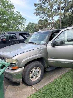 Parts Year 2000 Suburban 1500 5.3 For Parts