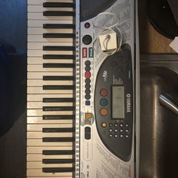 Keyboard With Wall Plug