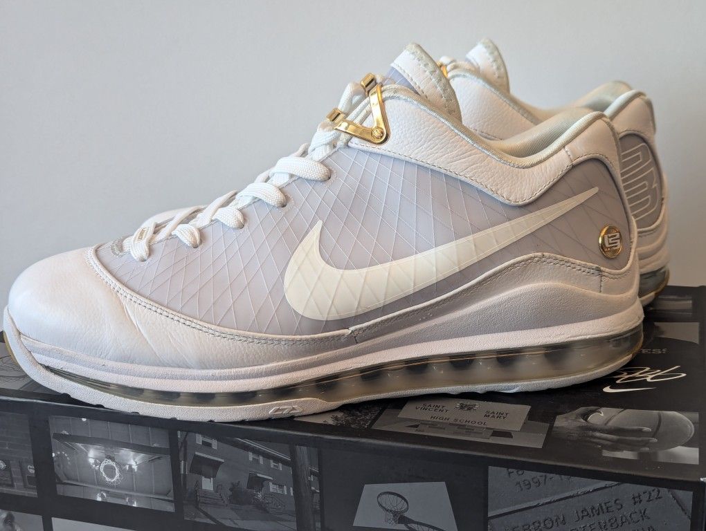 Nike Air Max LeBron 7 Low (Wht/Gold) '2010 Release' #412230-100 Men's Size 10