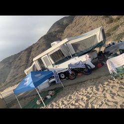 Coleman FLEETWOOD 2000 Pop Up Camper