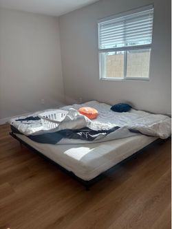 King size Bed frame Floating