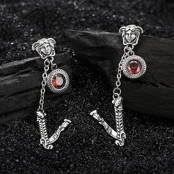 Solid Sterling Silver V Earrings 