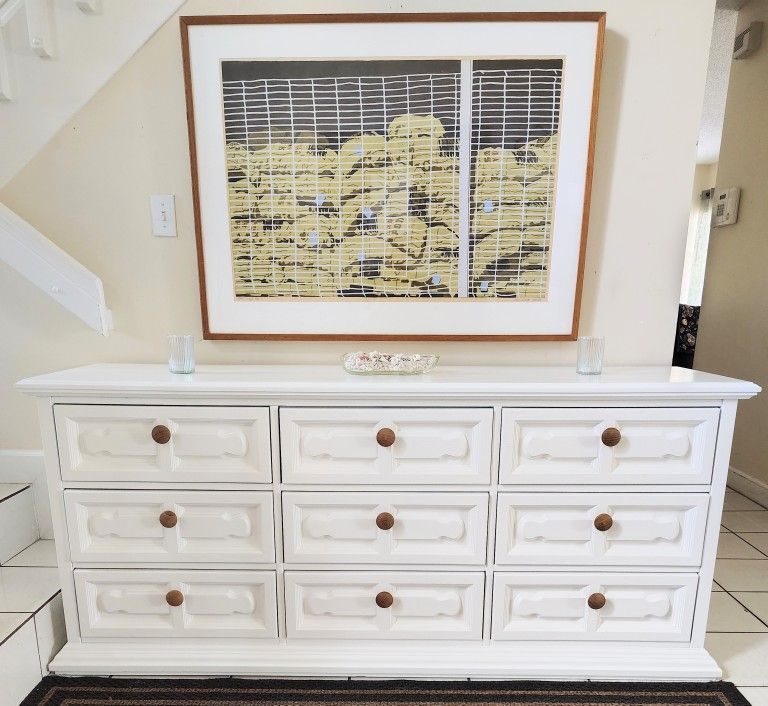 BASSETT FURNITURE SOLID WOOD DRESSER DELIVERY AVAILABLE
