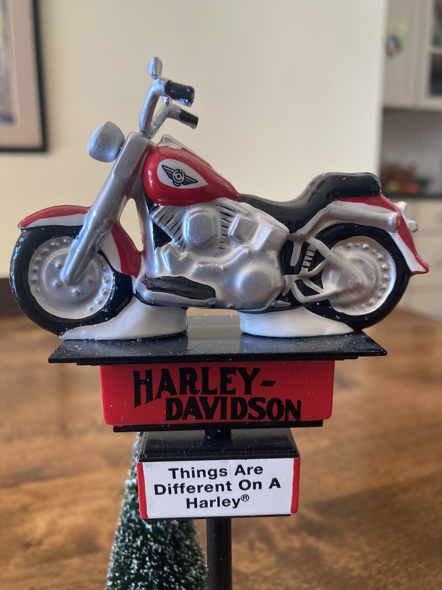 Department 56 Harley Davidson Sign