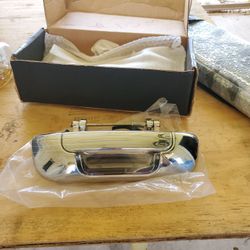Tail Gate Handle/ Agarradera 