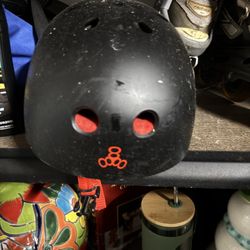 skate helmet