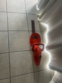 Black&Decker Bush Trimmer Electric